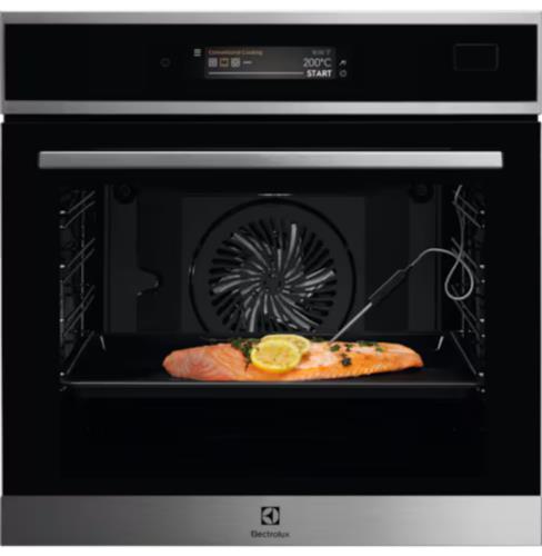 Электрический духовой шкаф Electrolux EOC9P31WX черный