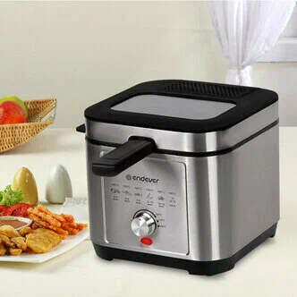 Фритюрница Endever Skyline FR-113 черный-стальной