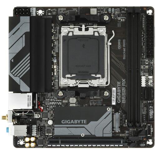 Материнская плата GIGABYTE B650I AX