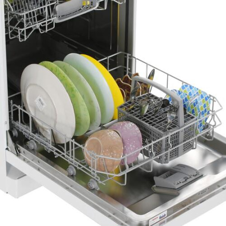 Посудомоечная машина Bosch SMS23BW01T белый