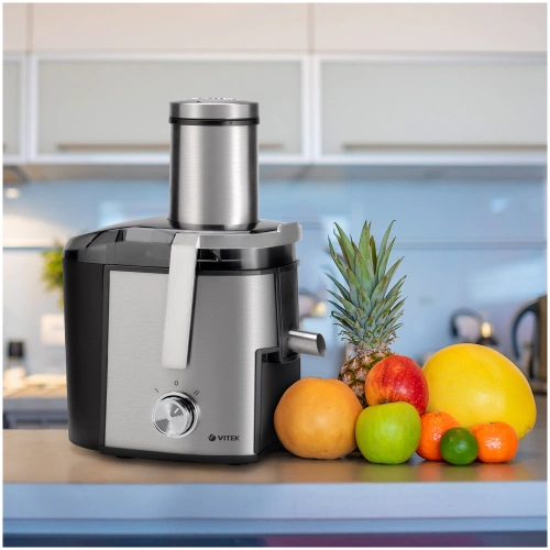 Соковыжималка центробежная Vitek VT-3667 (3667-VT-01) серебристый/черный