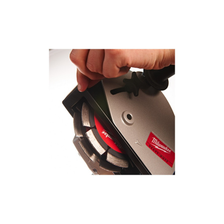 Штроборез Milwaukee WCE 30 (4933383855)