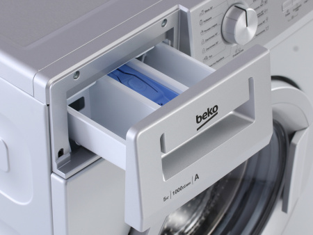 Стиральная машина Beko WRS55P1BSS